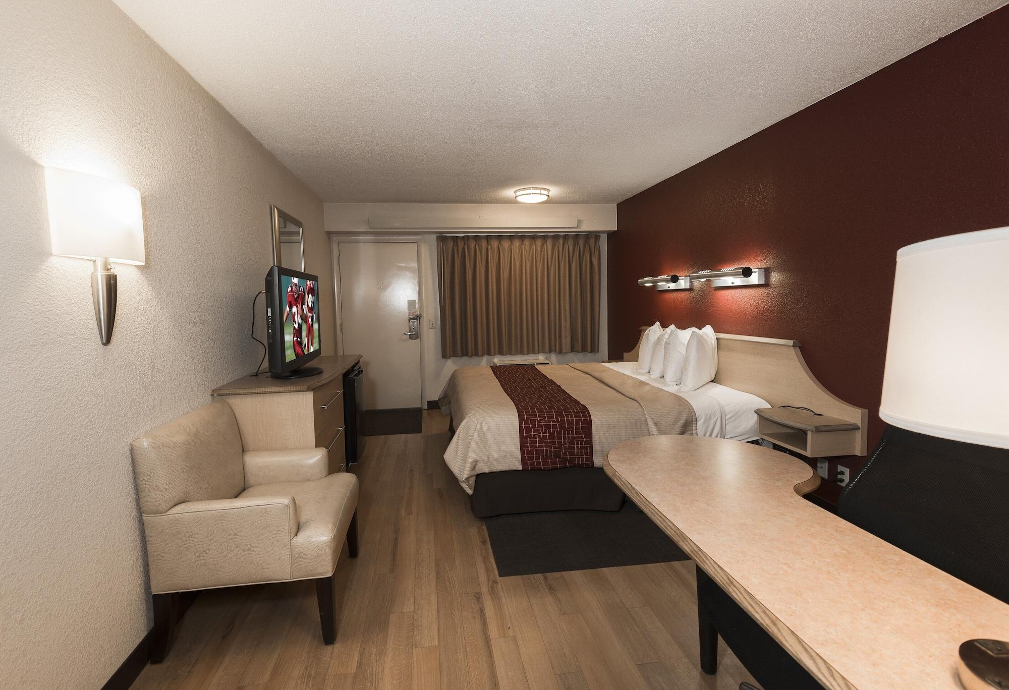 Red Roof Inn Dayton North Airport Extérieur photo