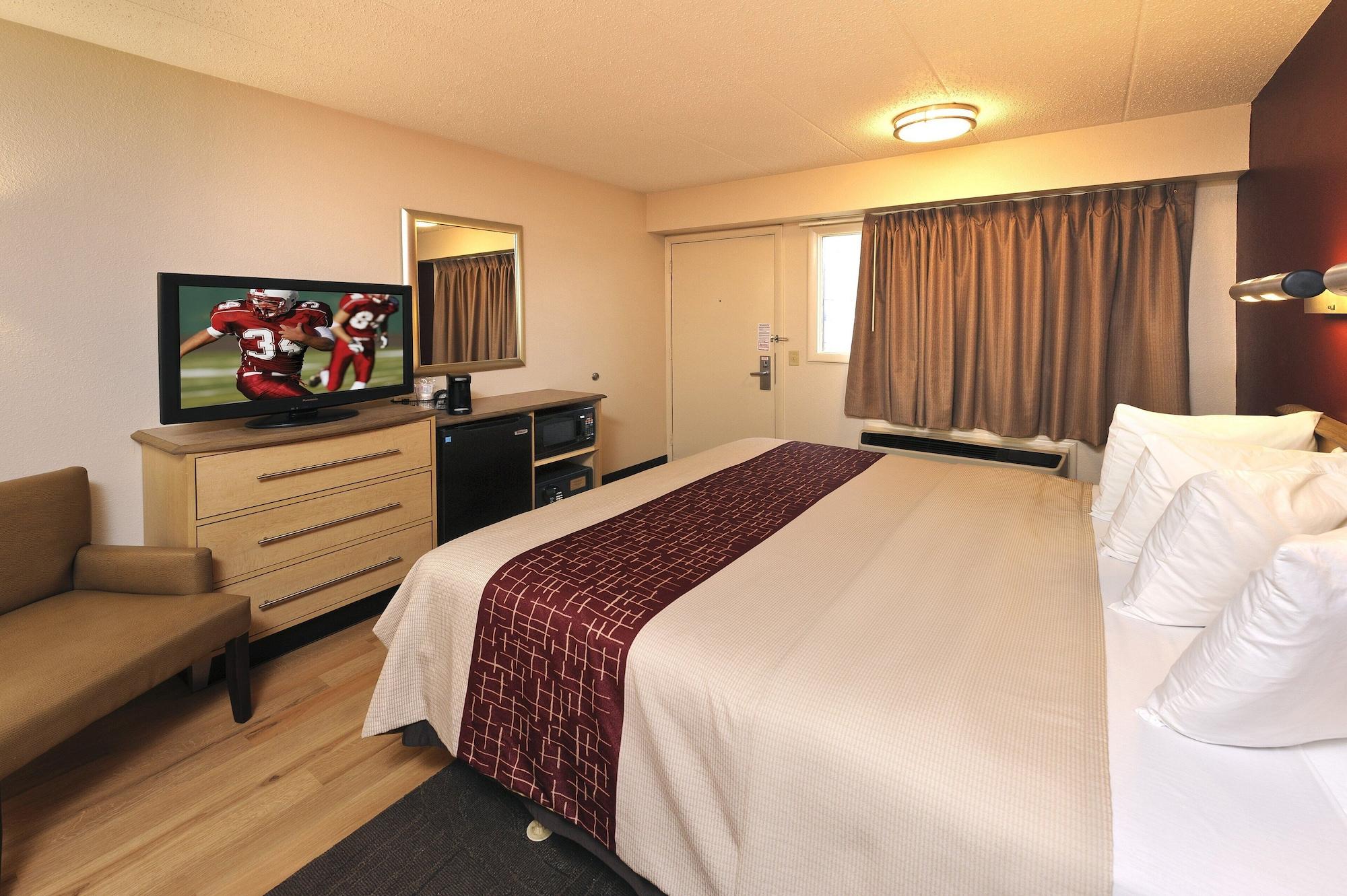 Red Roof Inn Dayton North Airport Extérieur photo